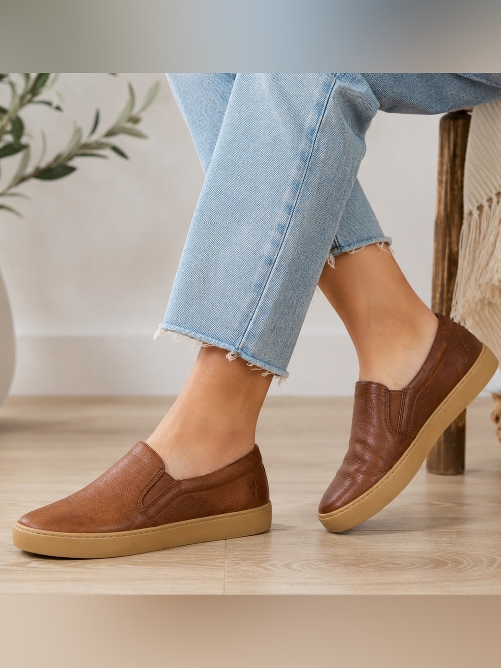 Frye Lena Slip-On Leather Sneakers Cognac Women’s 5.5M Casual Shoes 3471292
